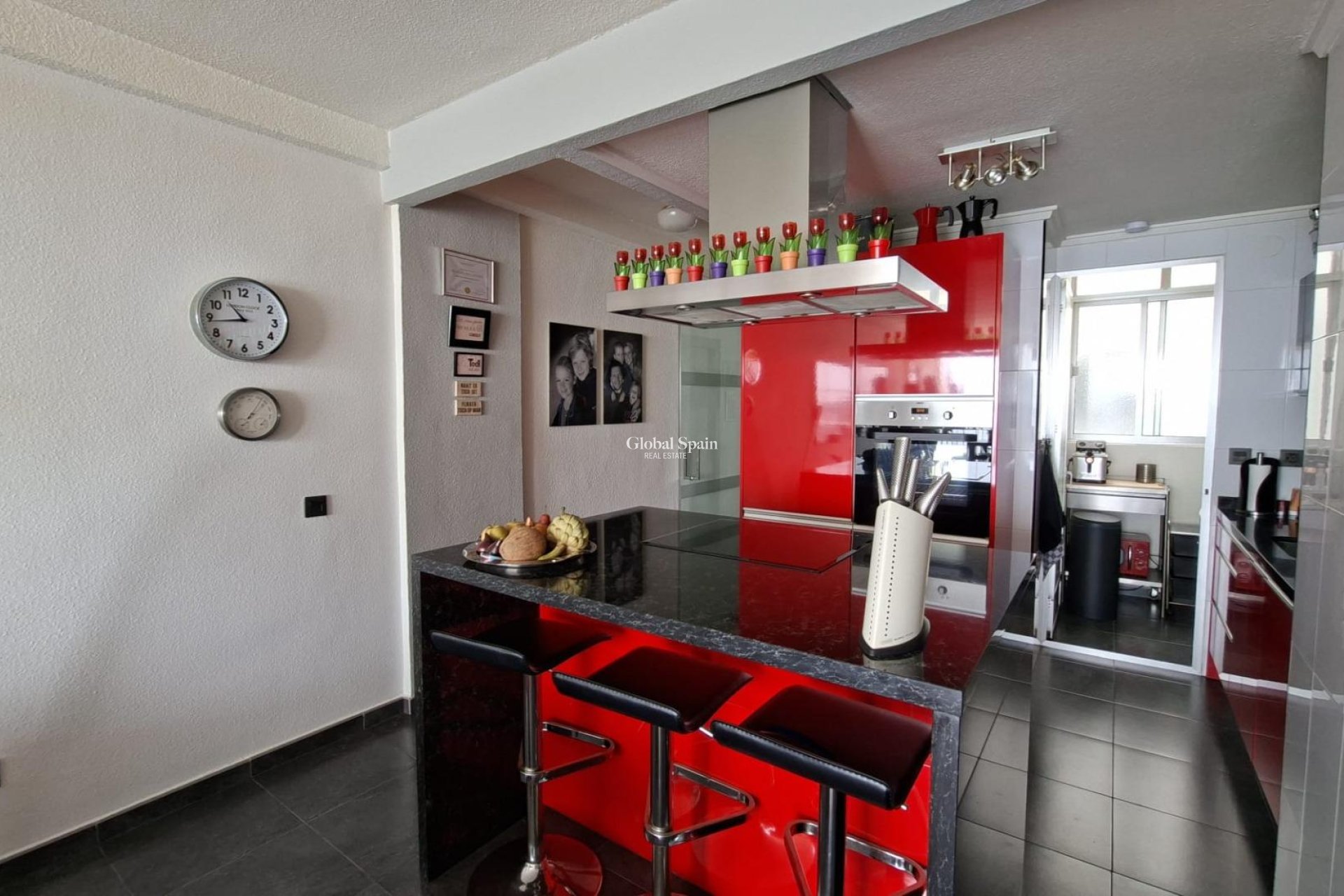Wederverkoop - APPARTEMENT -
TORREVIEJA - Acequion