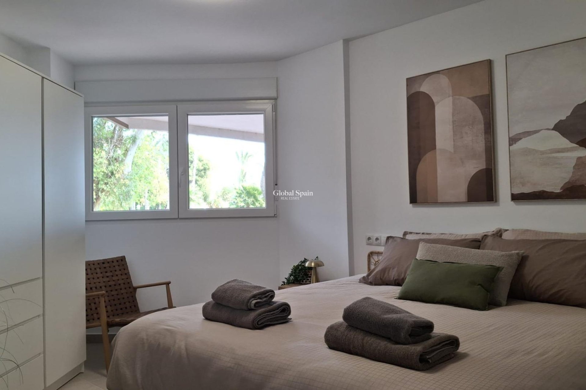 Wederverkoop - APPARTEMENT -
TORREVIEJA - Acequion