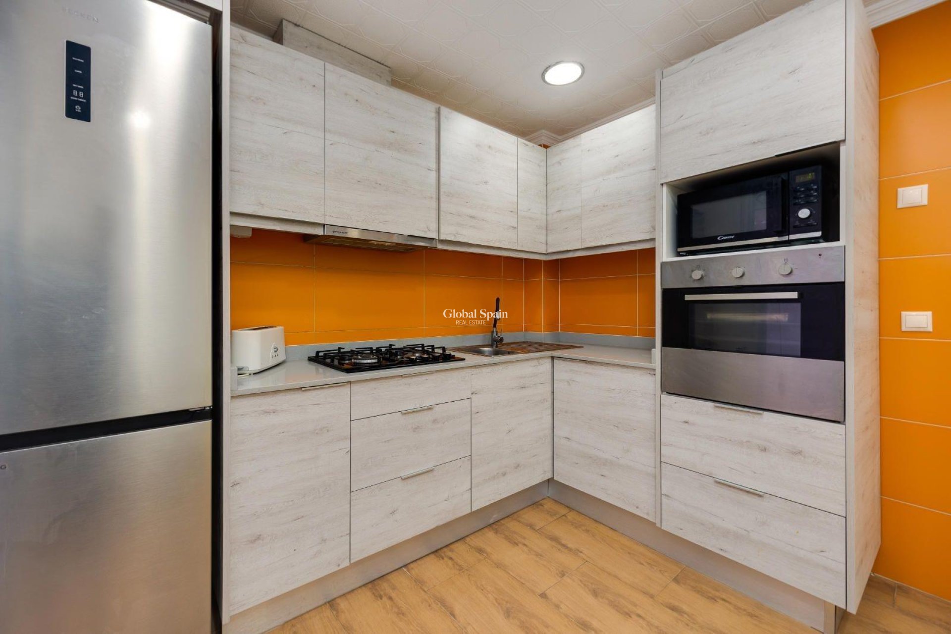 Wederverkoop - APPARTEMENT -
TORREVIEJA - Acequion