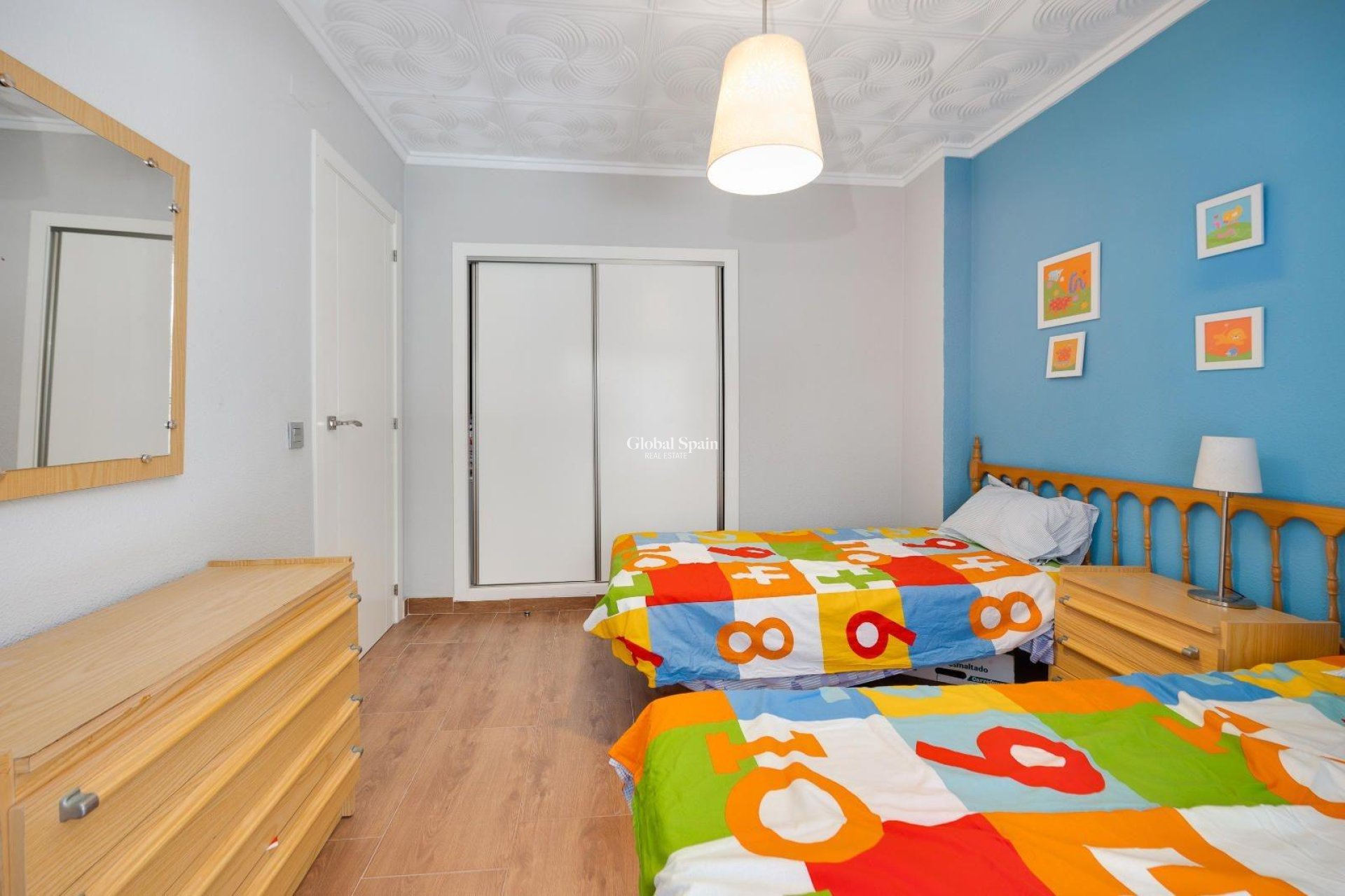 Wederverkoop - APPARTEMENT -
TORREVIEJA - Acequion