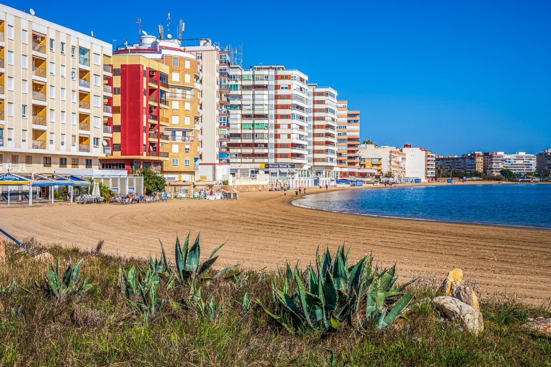 Wederverkoop - APPARTEMENT -
TORREVIEJA - Acequion