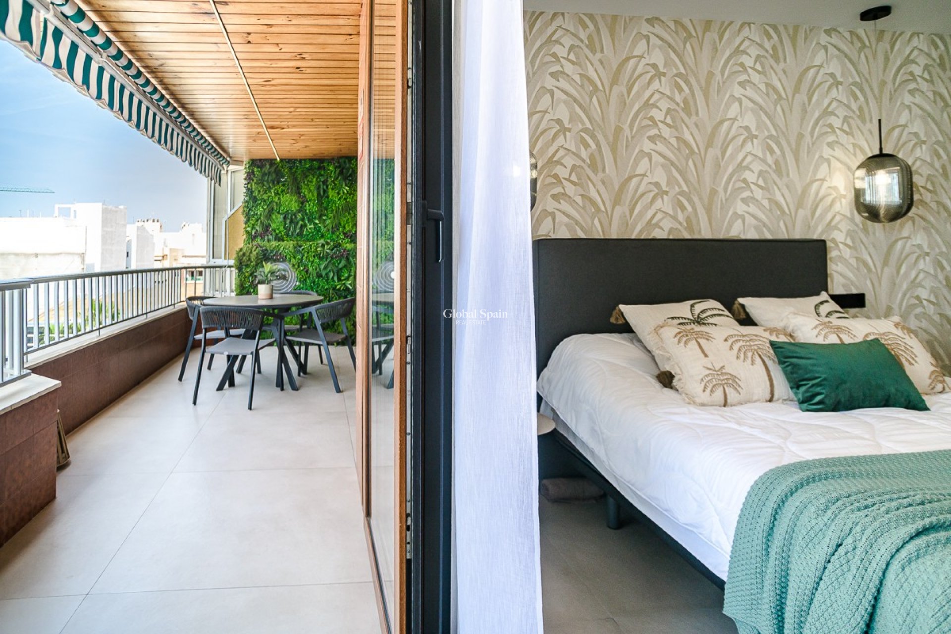 Wederverkoop - APPARTEMENT -
TORREVIEJA - Acequion