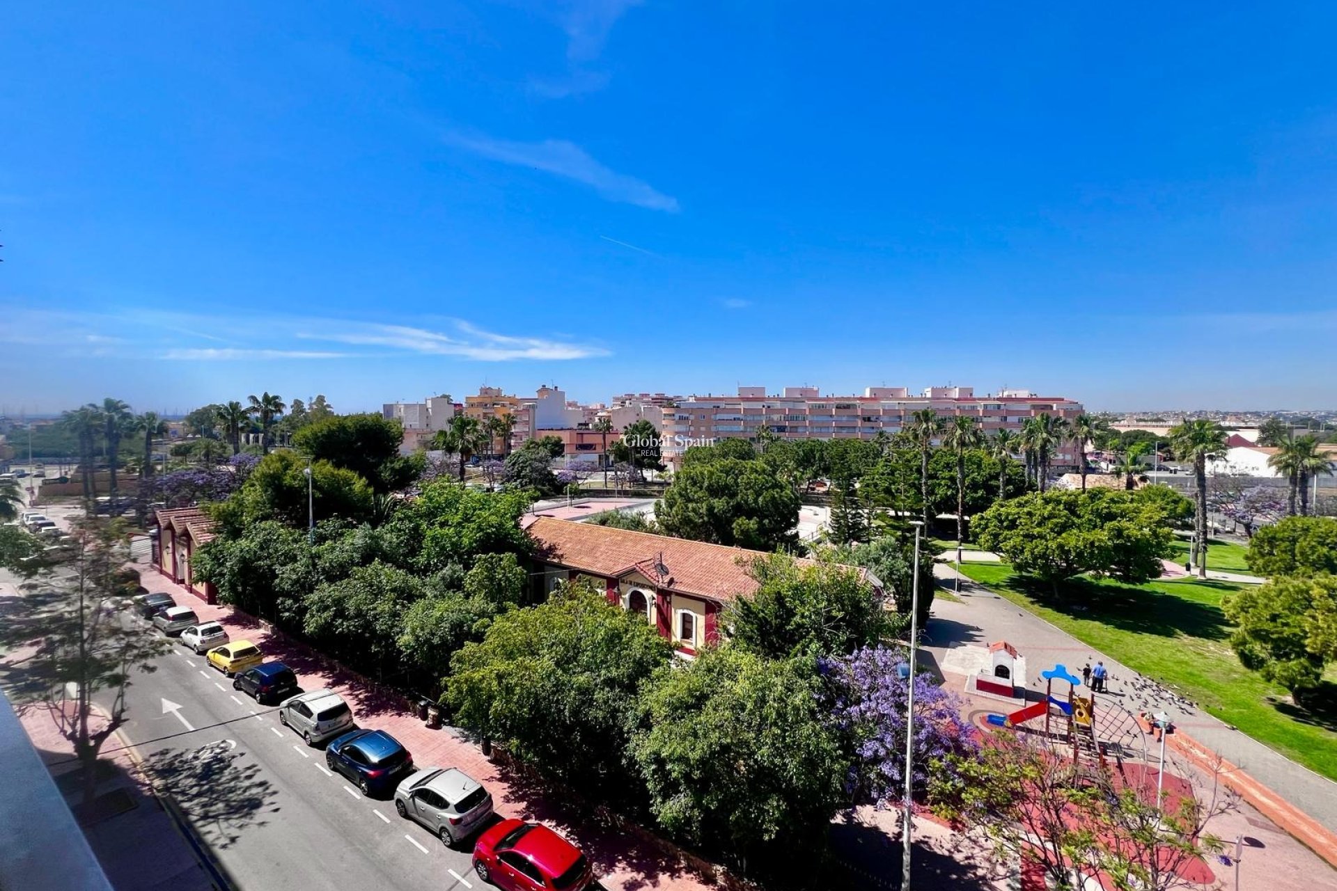 Wederverkoop - APPARTEMENT -
TORREVIEJA - Acequion