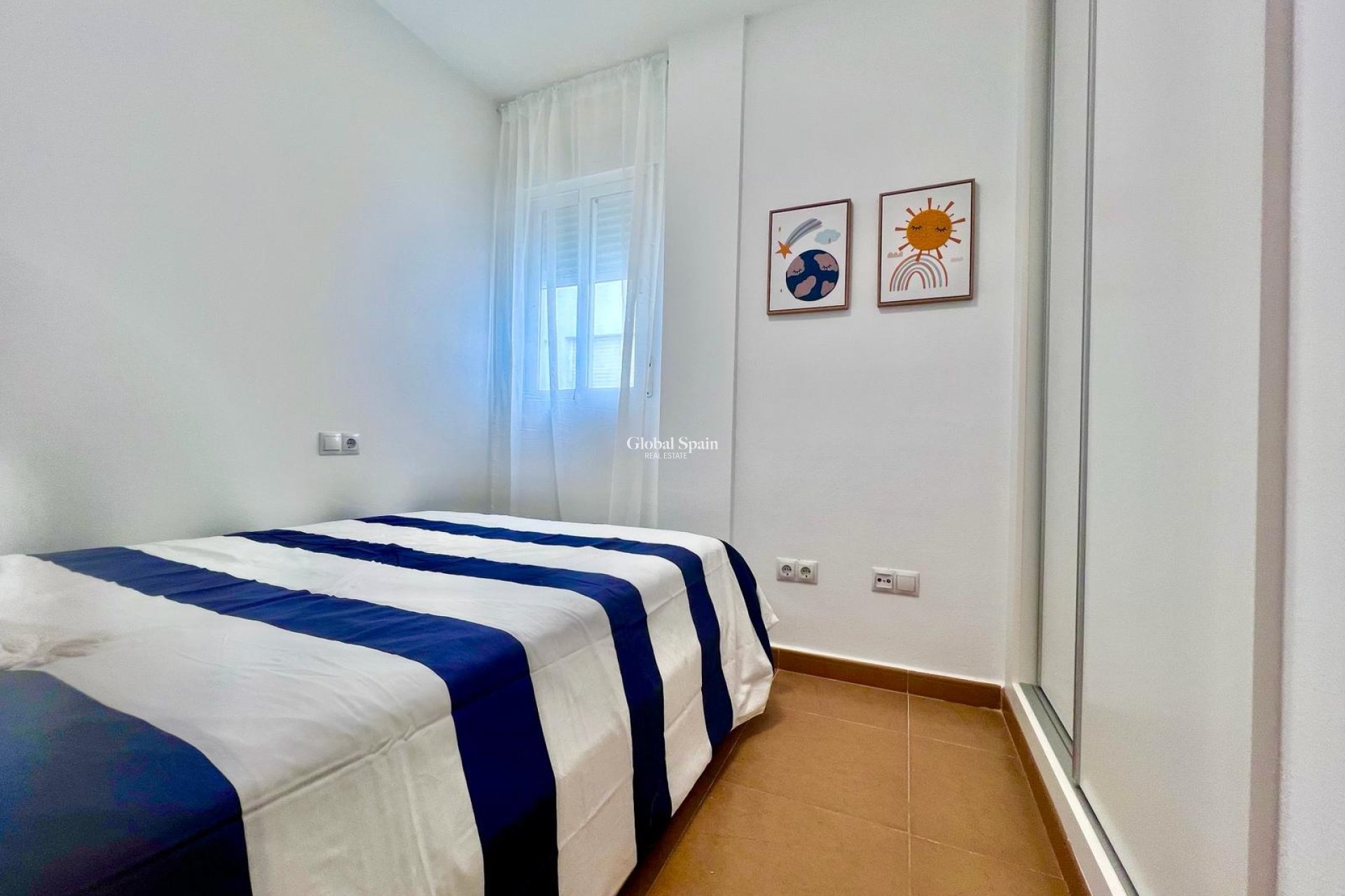 Wederverkoop - APPARTEMENT -
TORREVIEJA - Acequion