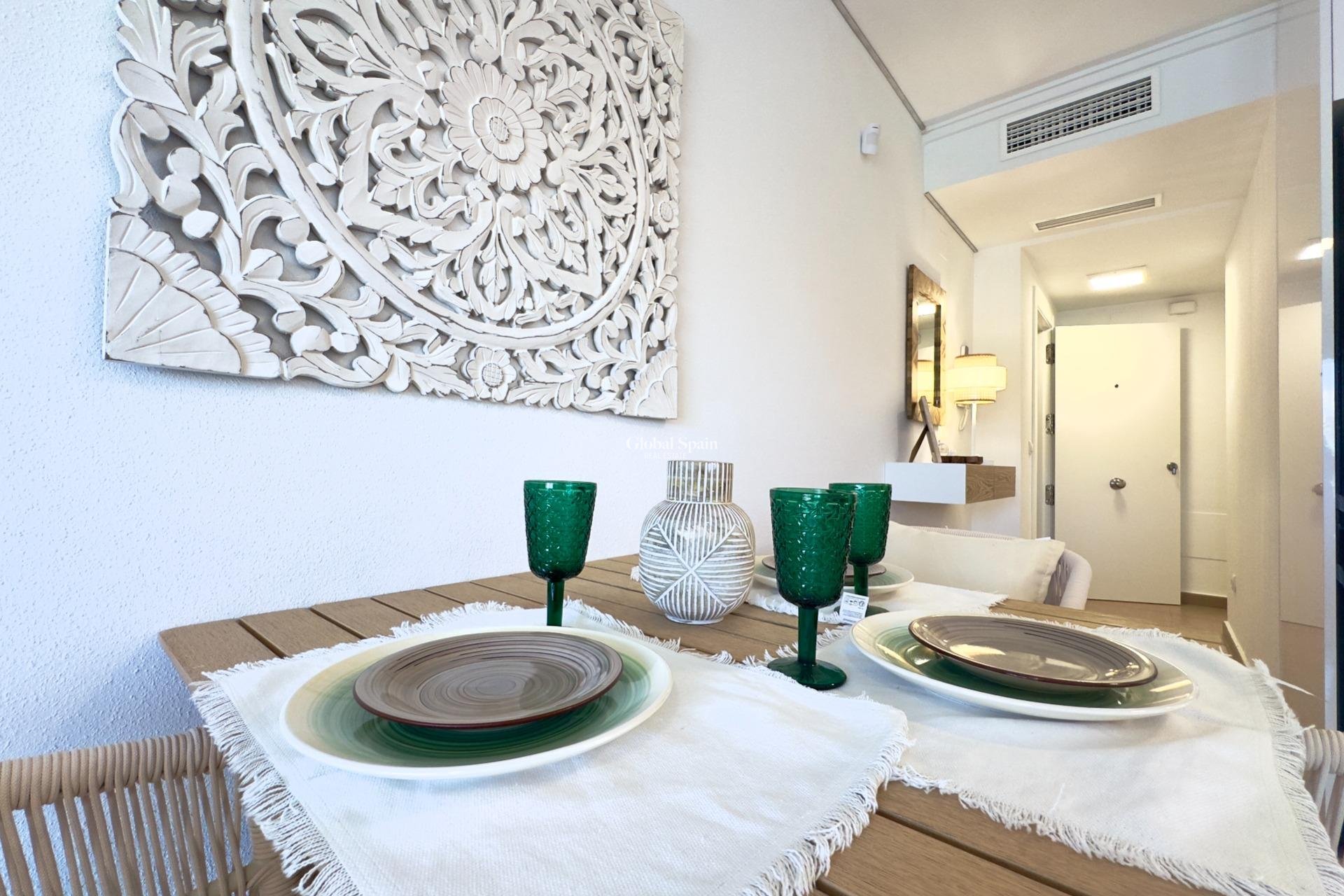 Wederverkoop - APPARTEMENT -
TORREVIEJA - Acequion