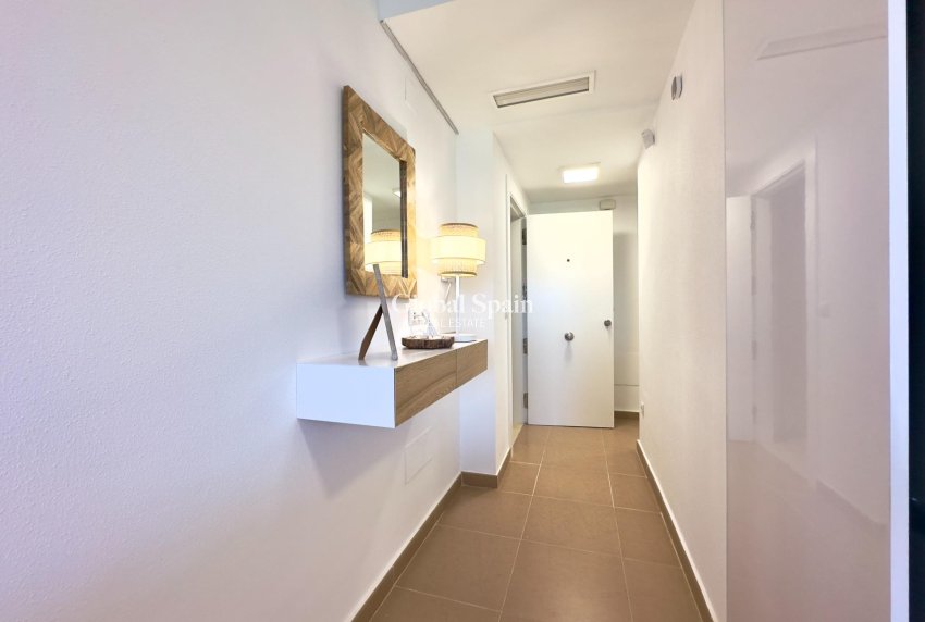 Wederverkoop - APPARTEMENT -
TORREVIEJA - Acequion