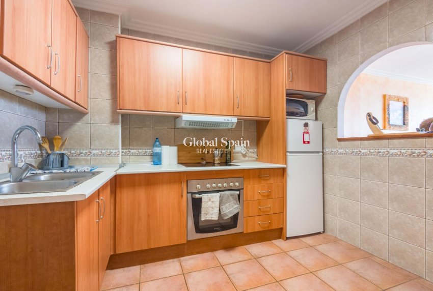 Wederverkoop - APPARTEMENT -
TORREVIEJA - Acequion