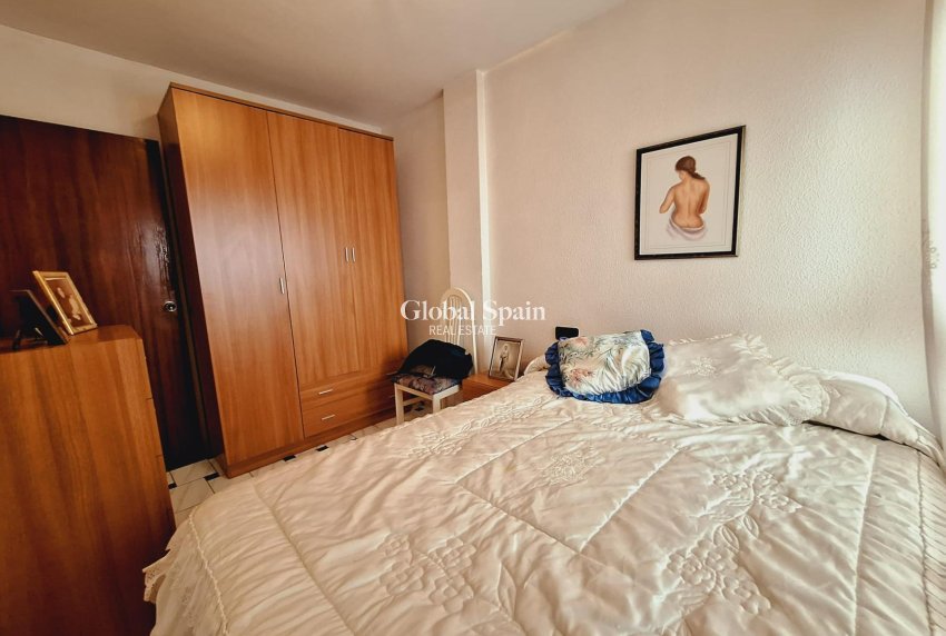 Wederverkoop - APPARTEMENT -
TORREVIEJA - Acequion