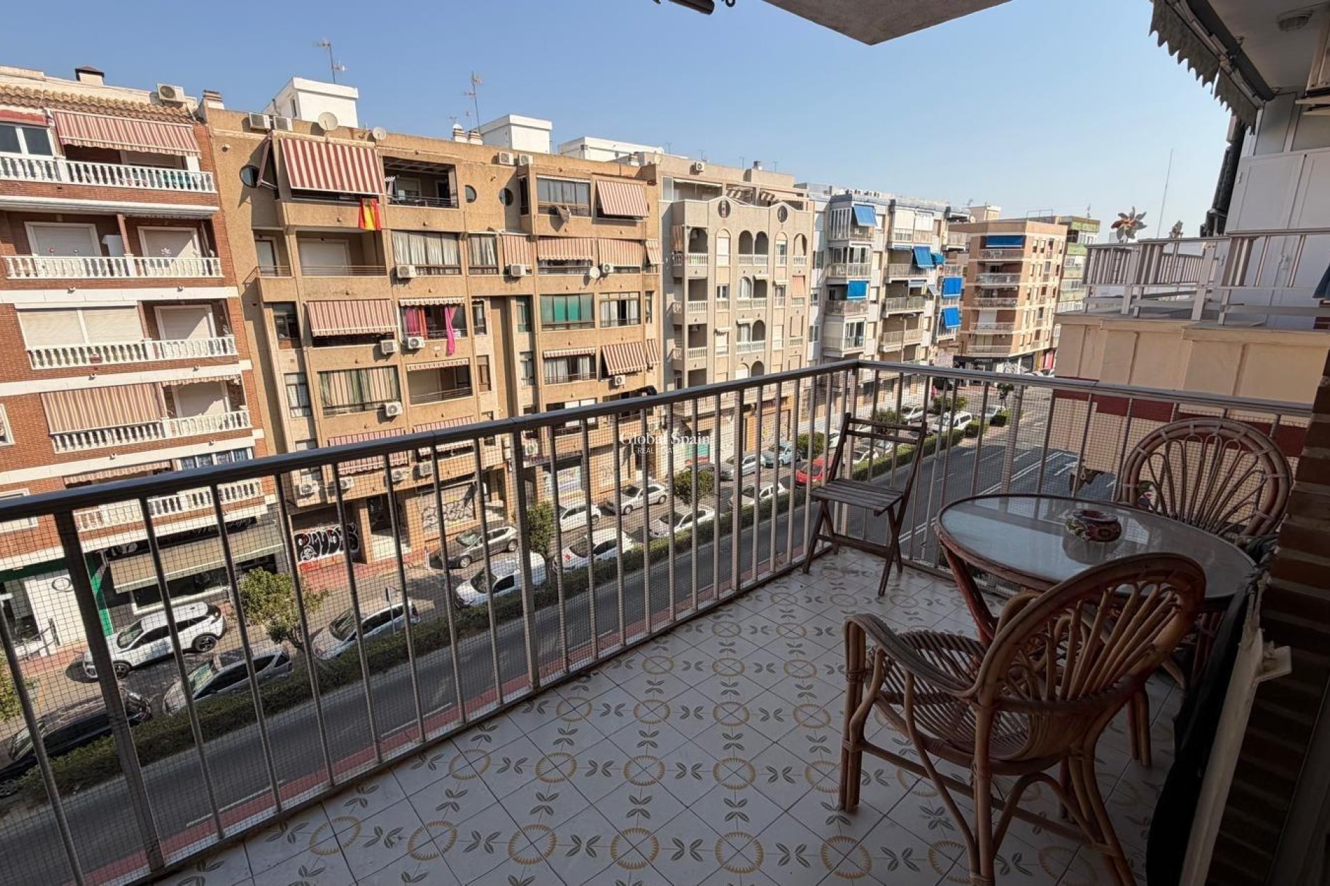 Wederverkoop - APPARTEMENT -
TORREVIEJA - Acequion