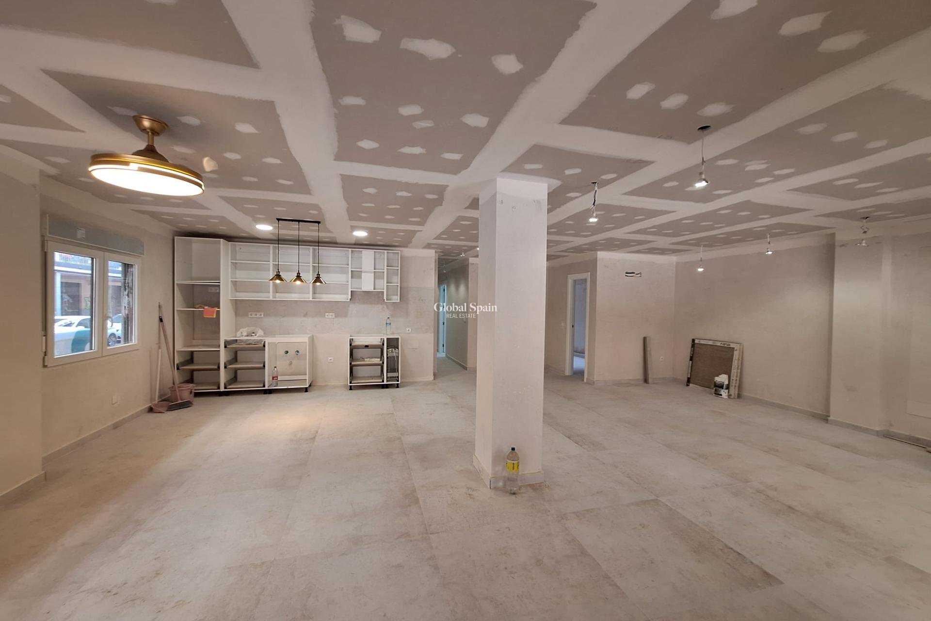 Wederverkoop - APPARTEMENT -
TORREVIEJA - Acequion