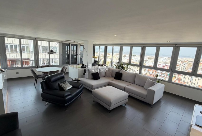 Wederverkoop - APPARTEMENT -
TORREVIEJA - Acequion
