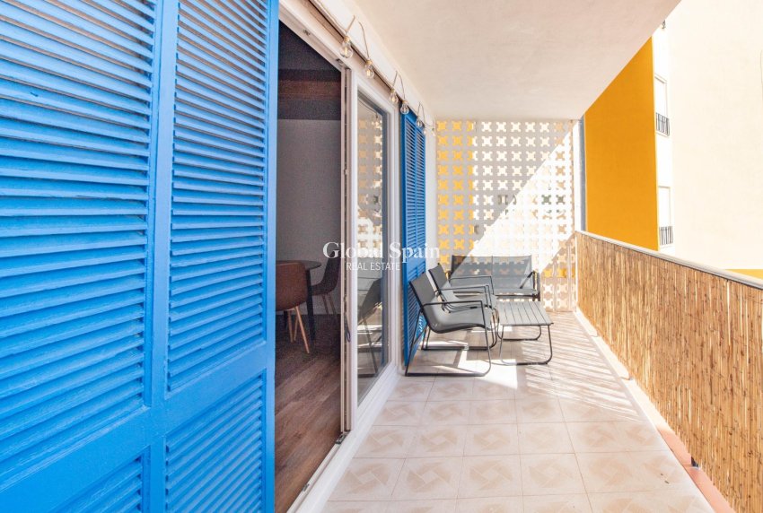 Wederverkoop - APPARTEMENT -
TORREVIEJA - Acequion