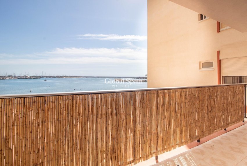 Wederverkoop - APPARTEMENT -
TORREVIEJA - Acequion