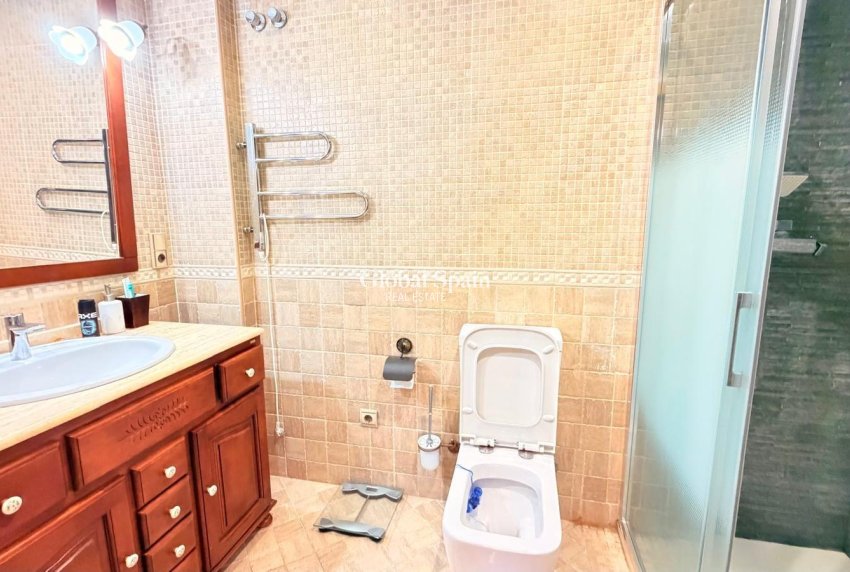 Wederverkoop - APPARTEMENT -
TORREVIEJA - Acequion