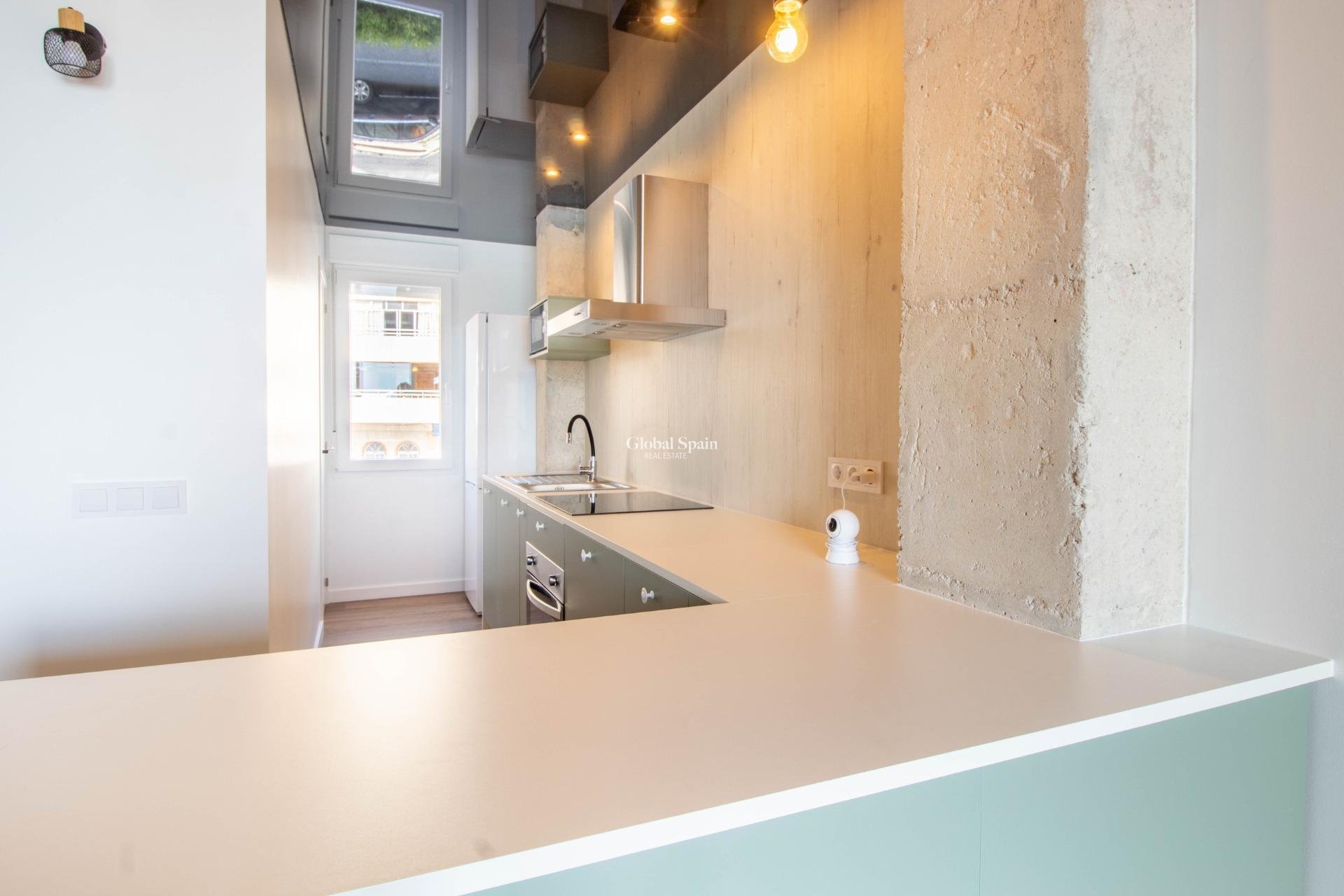 Wederverkoop - Appartement -
TORREVIEJA - Acequion