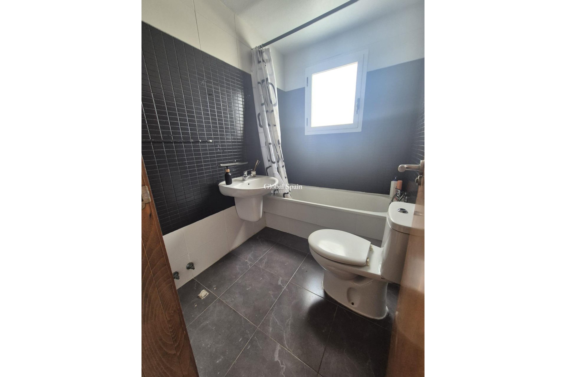 Wederverkoop - Appartement -
TORREVIEJA - Aguas Nuevas