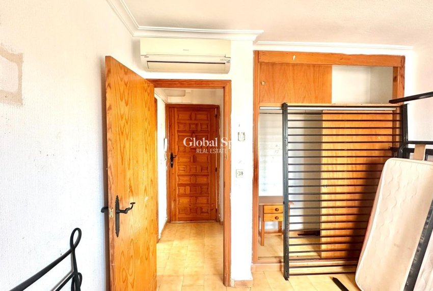 Wederverkoop - APPARTEMENT -
TORREVIEJA - Aguas Nuevas