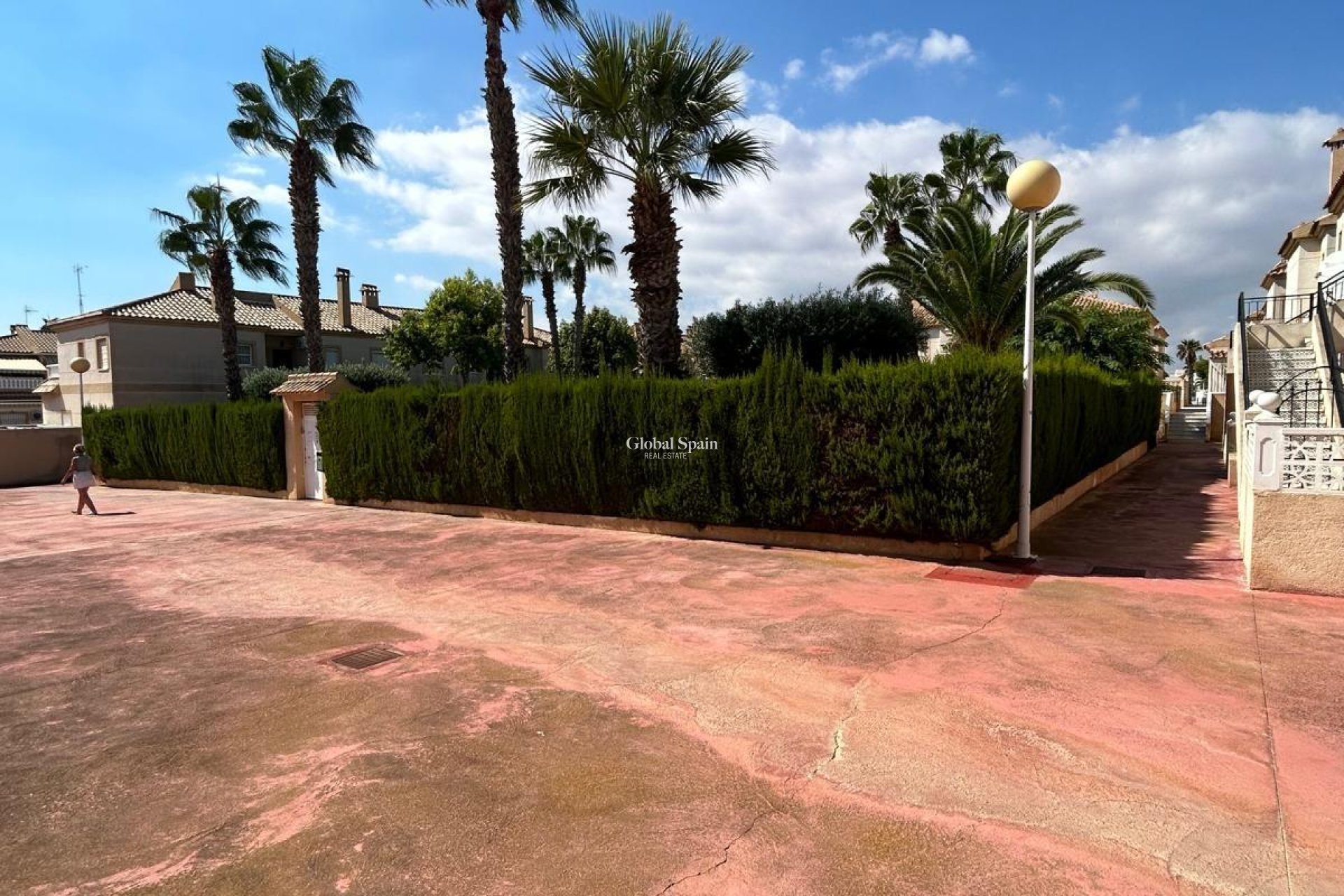 Wederverkoop - APPARTEMENT -
TORREVIEJA - Aguas Nuevas