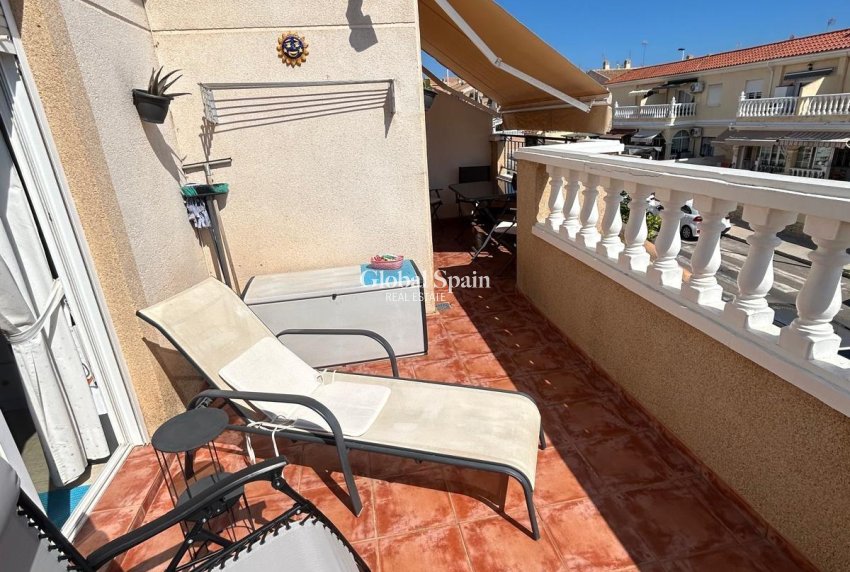 Wederverkoop - APPARTEMENT -
TORREVIEJA - Aguas Nuevas