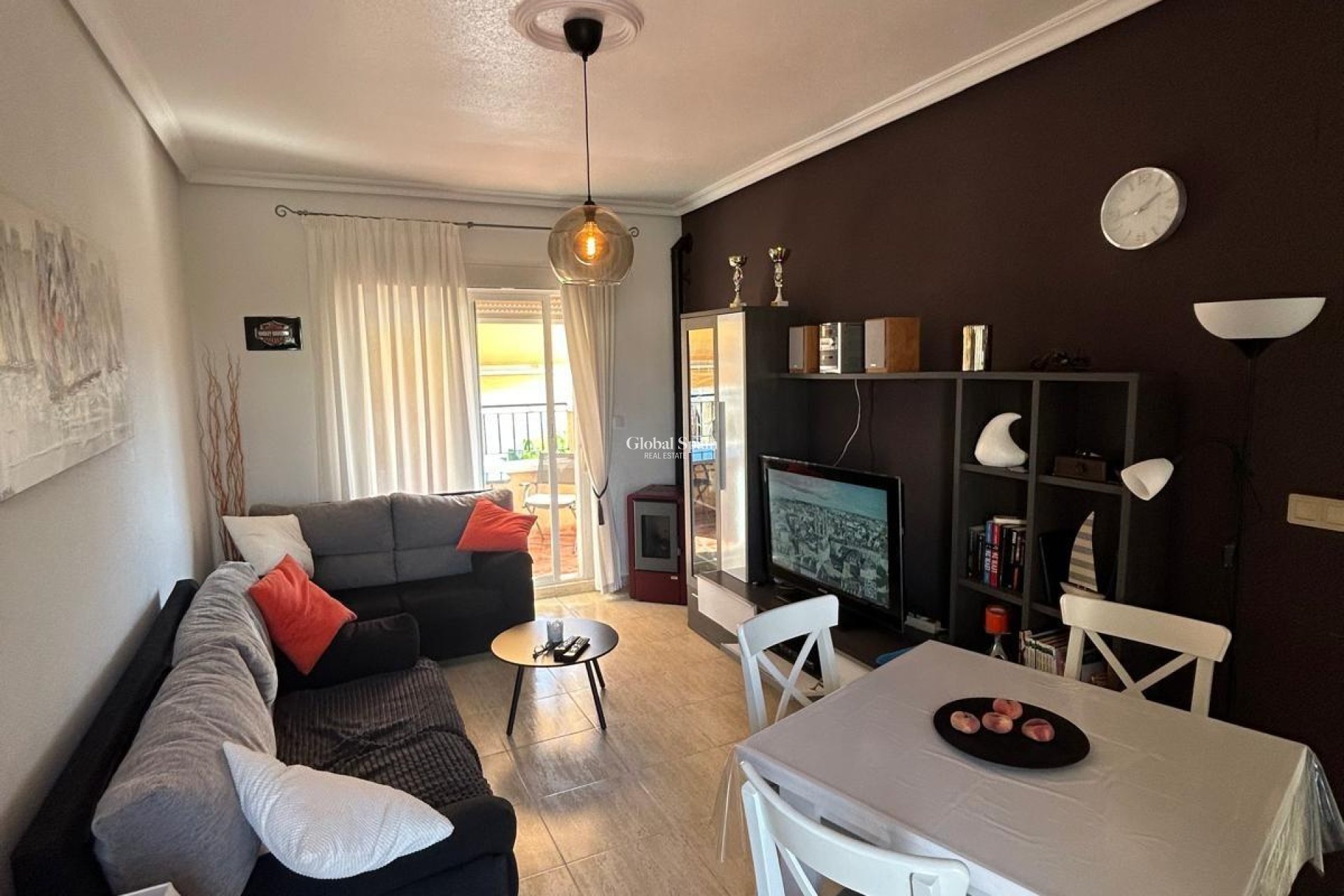 Wederverkoop - APPARTEMENT -
TORREVIEJA - Aguas Nuevas