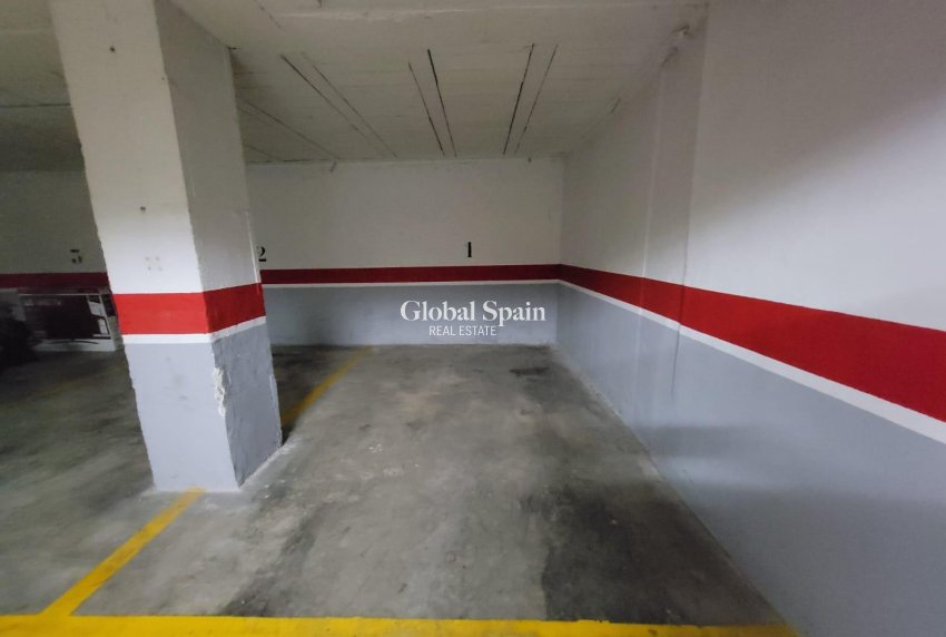 Wederverkoop - APPARTEMENT -
TORREVIEJA - Aguas Nuevas