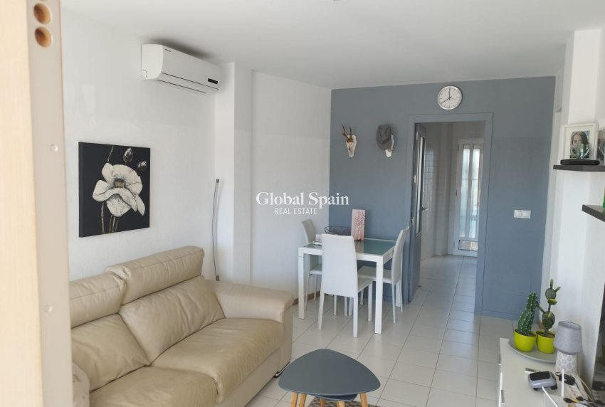 Wederverkoop - APPARTEMENT -
TORREVIEJA - Aguas Nuevas