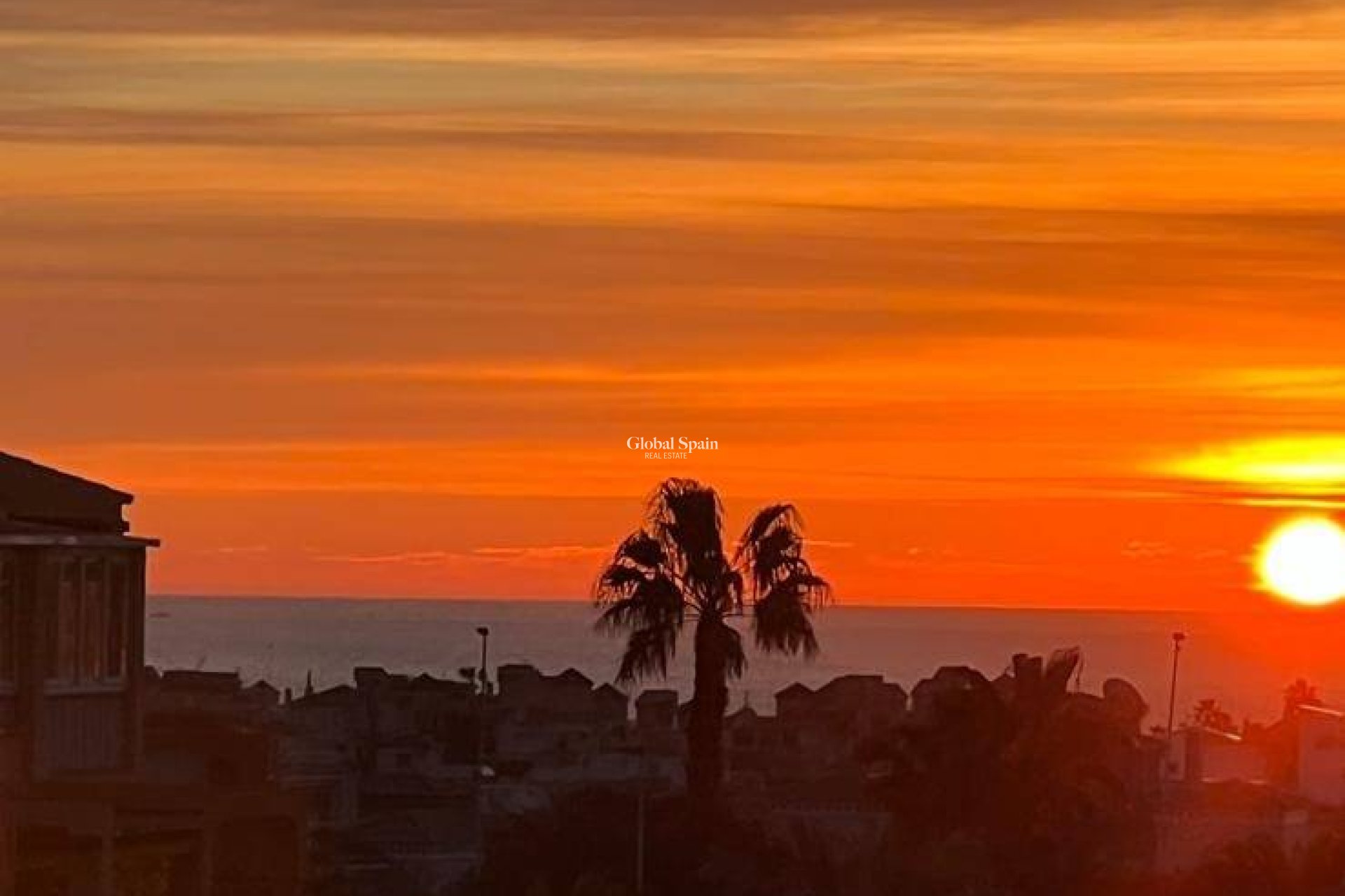 Wederverkoop - APPARTEMENT -
TORREVIEJA - Aguas Nuevas