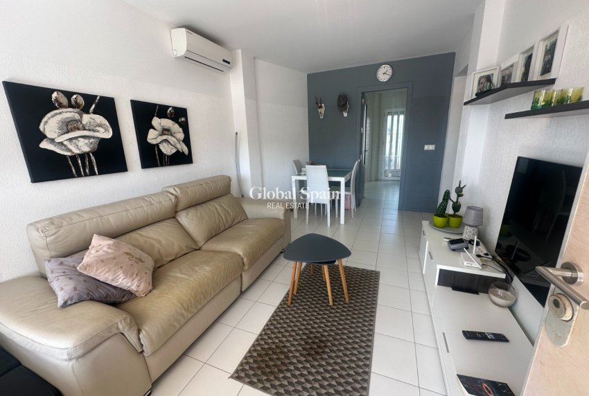 Wederverkoop - APPARTEMENT -
TORREVIEJA - Aguas Nuevas