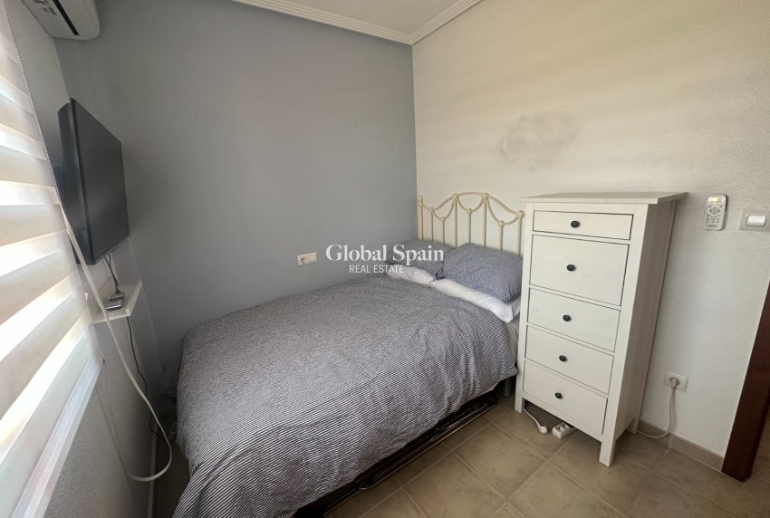 Wederverkoop - APPARTEMENT -
TORREVIEJA - Aguas Nuevas