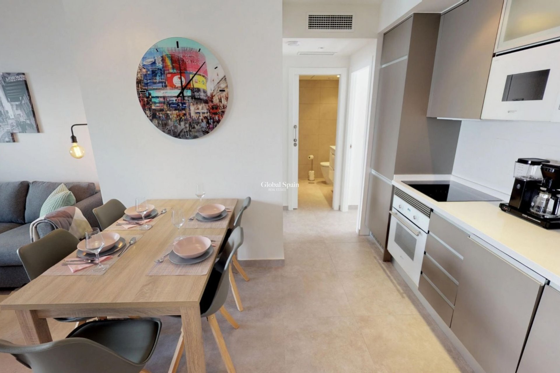 Wederverkoop - APPARTEMENT -
TORREVIEJA - Aguas Nuevas