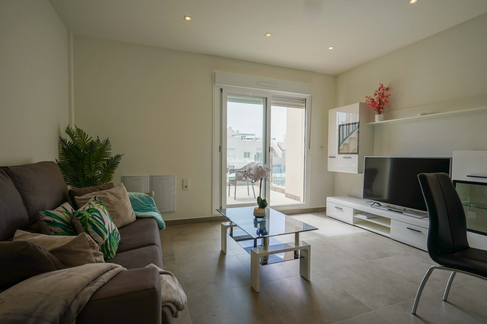 Wederverkoop - APPARTEMENT -
TORREVIEJA - Aguas Nuevas