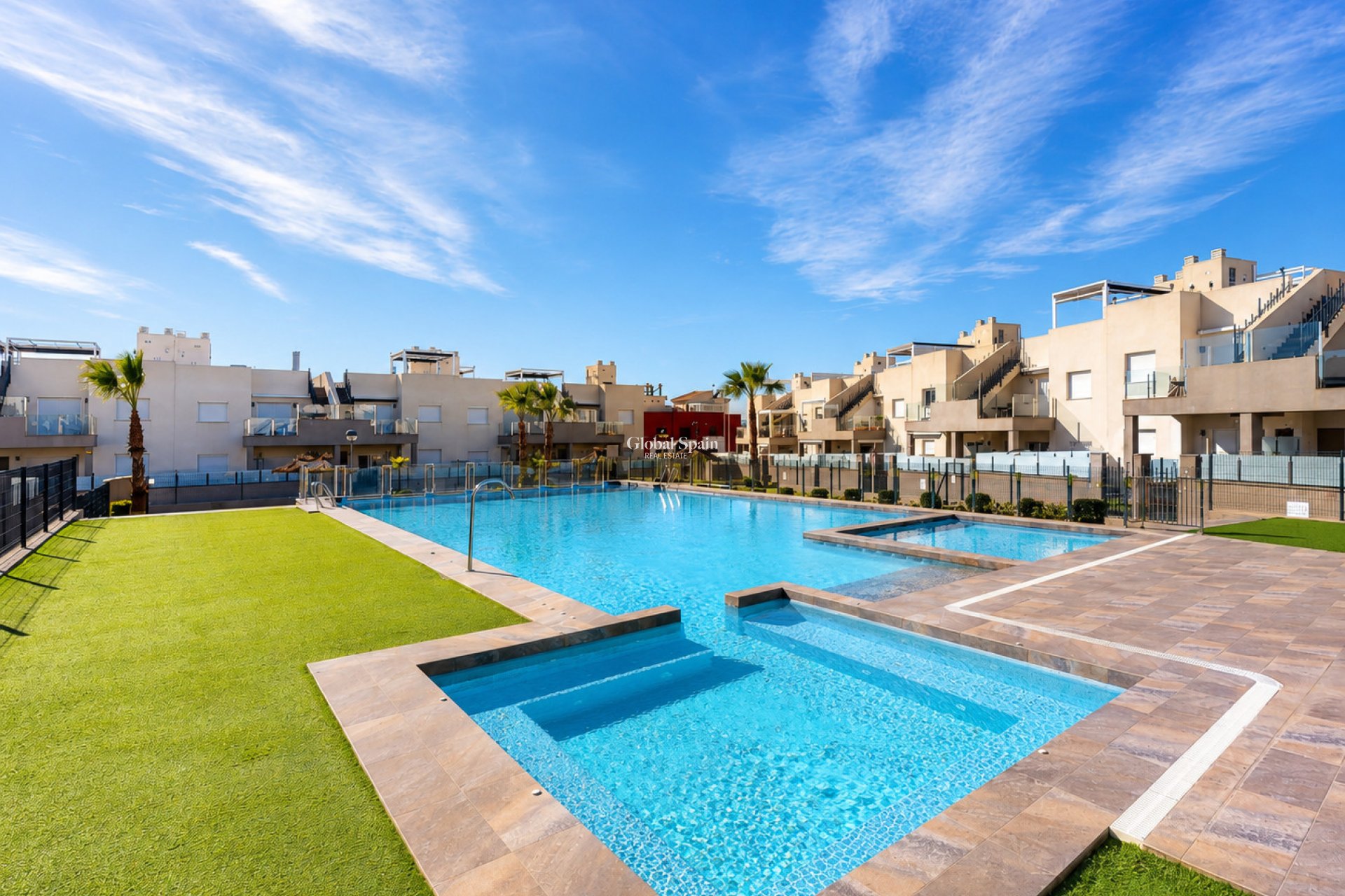 Wederverkoop - APPARTEMENT -
TORREVIEJA - Aguas Nuevas