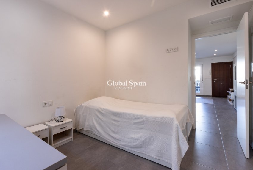 Wederverkoop - APPARTEMENT -
TORREVIEJA - Aguas Nuevas