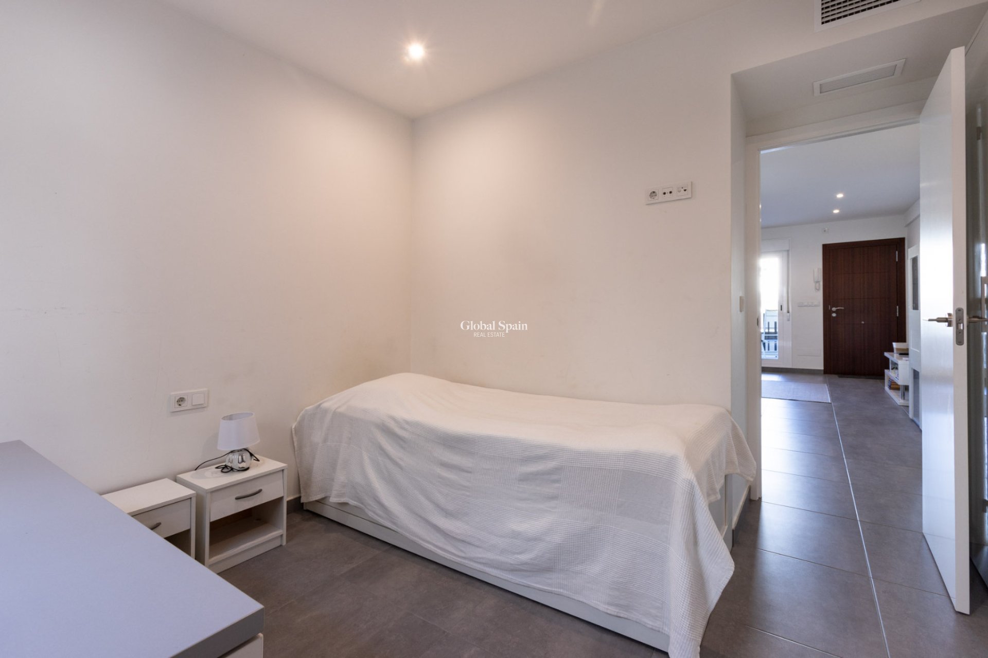 Wederverkoop - APPARTEMENT -
TORREVIEJA - Aguas Nuevas