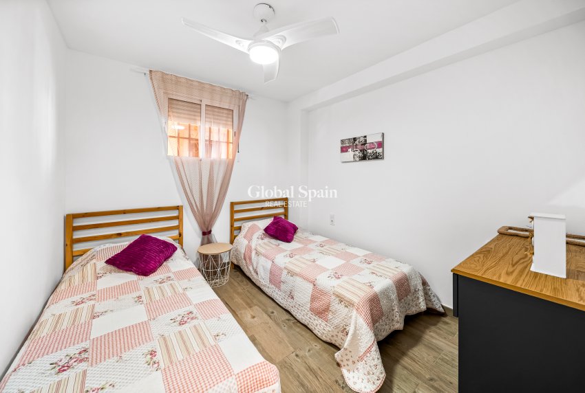 Wederverkoop - Appartement -
TORREVIEJA - Cabo Cervera