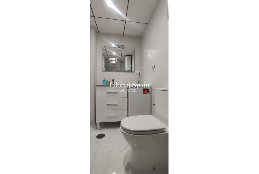 Wederverkoop - APPARTEMENT -
TORREVIEJA - Cabo Cervera