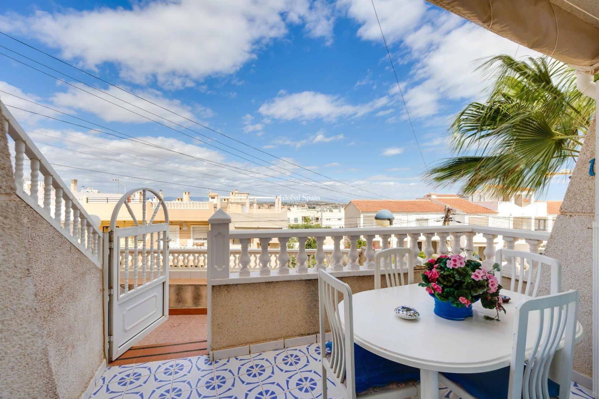 Wederverkoop - APPARTEMENT -
TORREVIEJA - Cabo Cervera