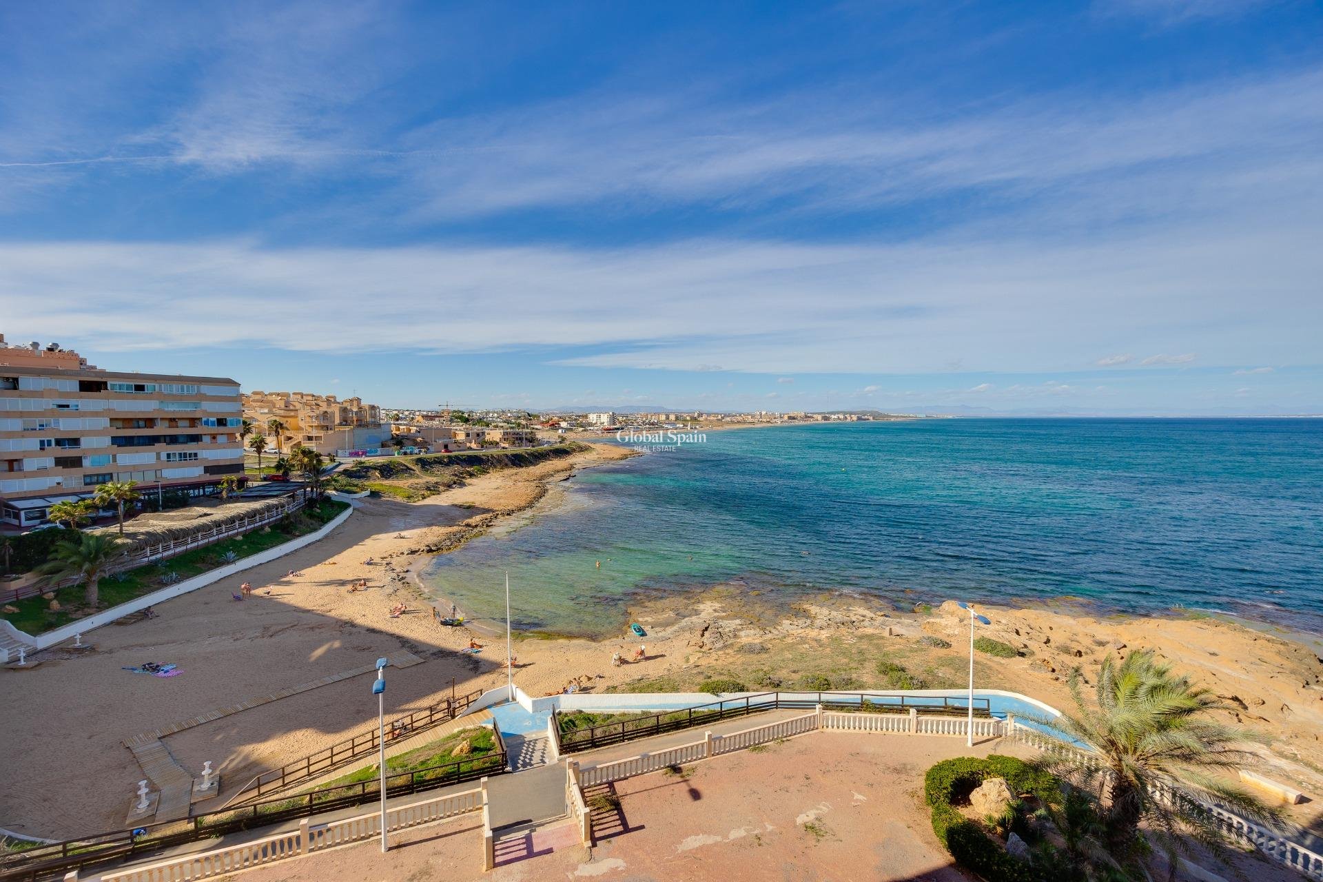 Wederverkoop - APPARTEMENT -
TORREVIEJA - Cabo Cervera