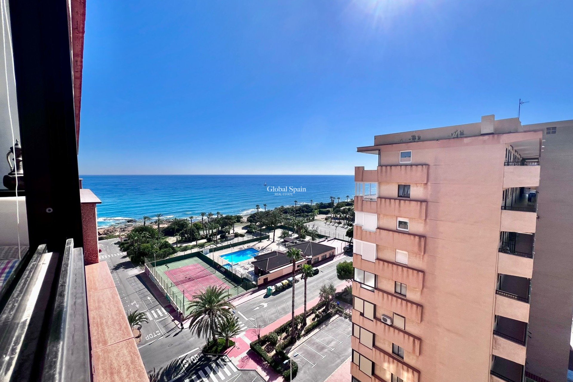 Wederverkoop - APPARTEMENT -
TORREVIEJA - Cabo Cervera