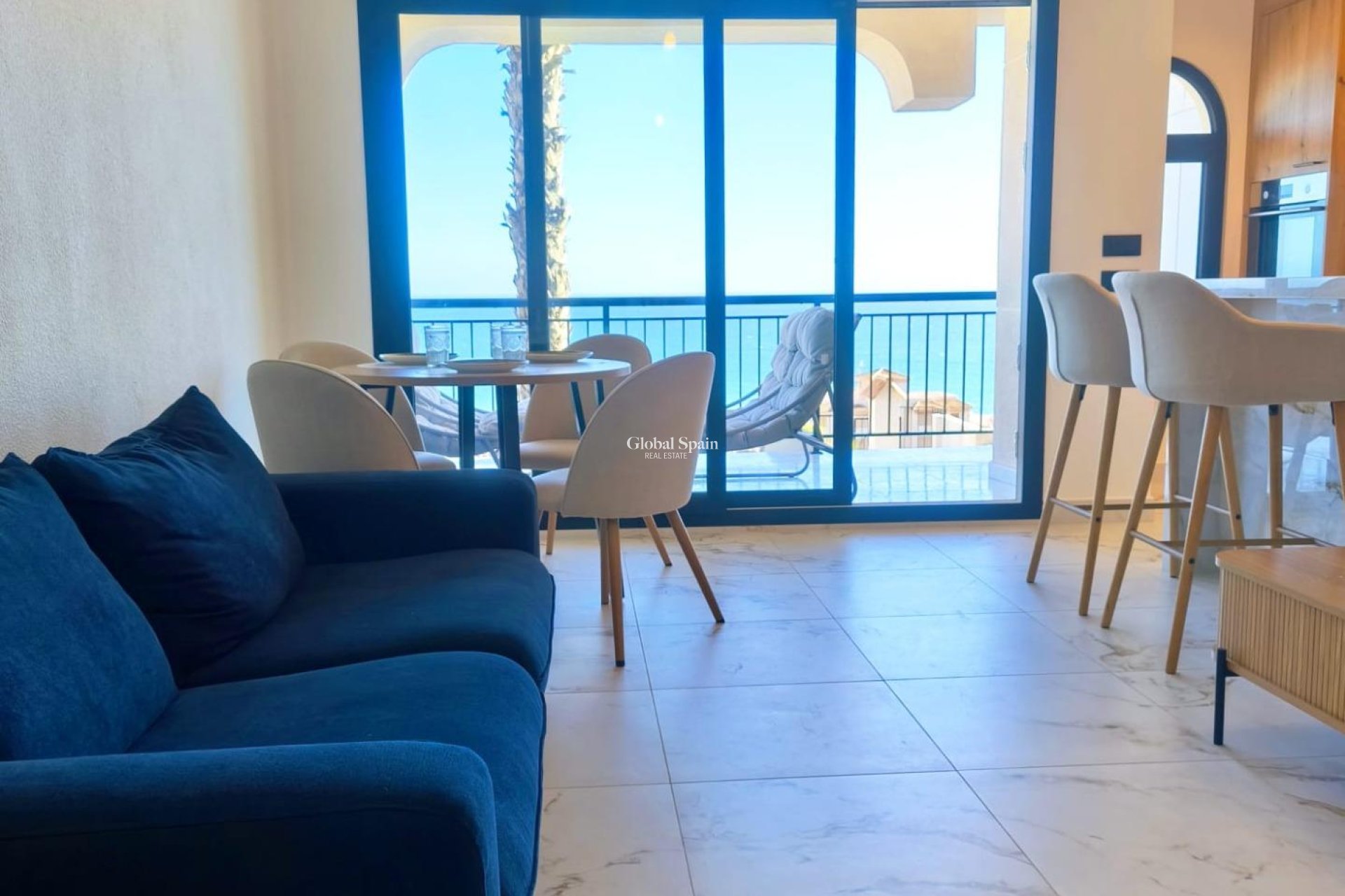 Wederverkoop - APPARTEMENT -
TORREVIEJA - Cabo Cervera