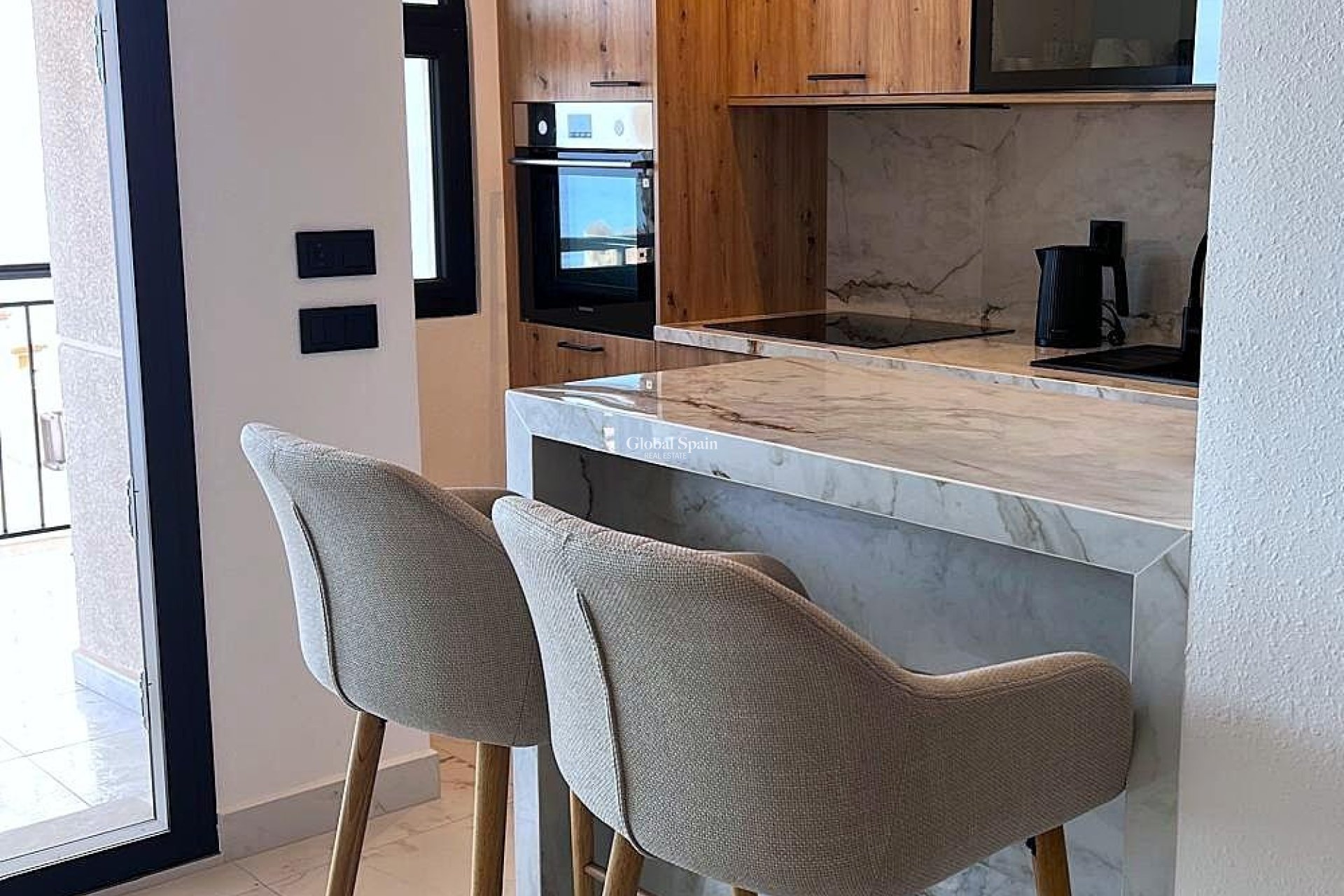 Wederverkoop - APPARTEMENT -
TORREVIEJA - Cabo Cervera