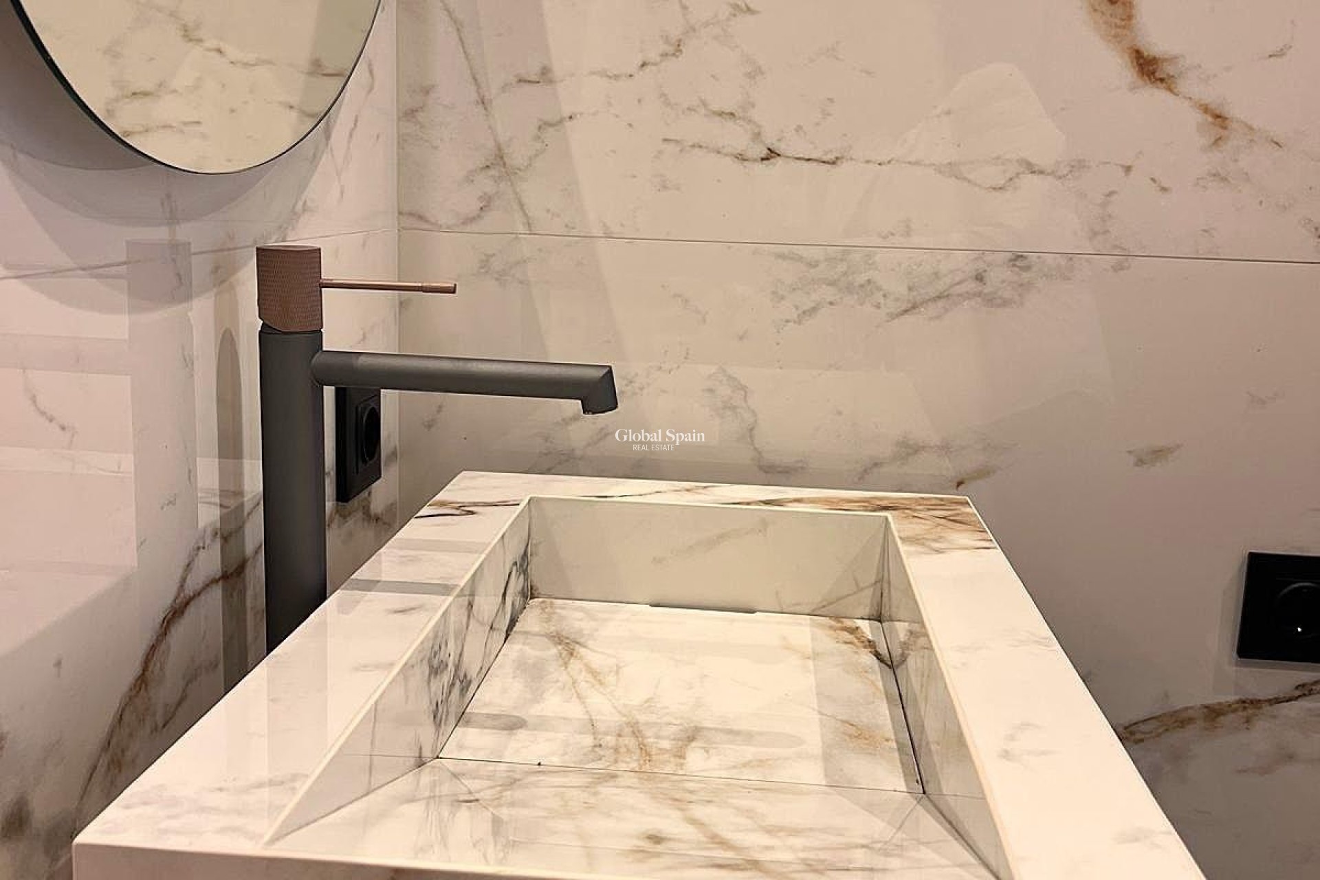 Wederverkoop - APPARTEMENT -
TORREVIEJA - Cabo Cervera