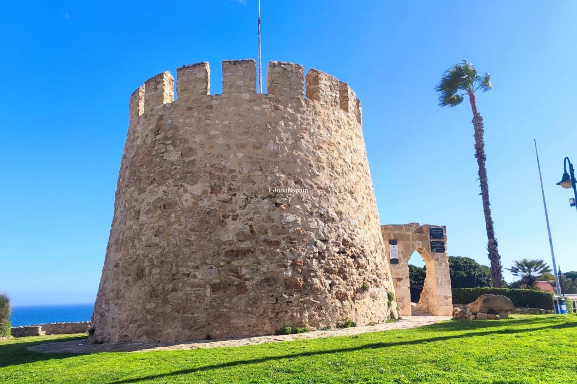 Wederverkoop - APPARTEMENT -
TORREVIEJA - Cabo Cervera