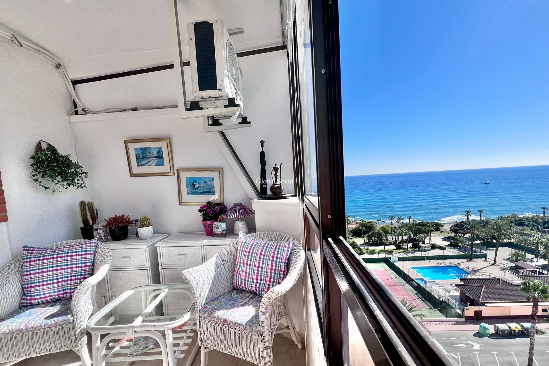 Wederverkoop - APPARTEMENT -
TORREVIEJA - Cabo Cervera