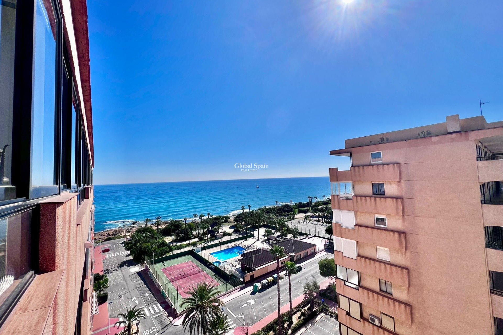 Wederverkoop - APPARTEMENT -
TORREVIEJA - Cabo Cervera