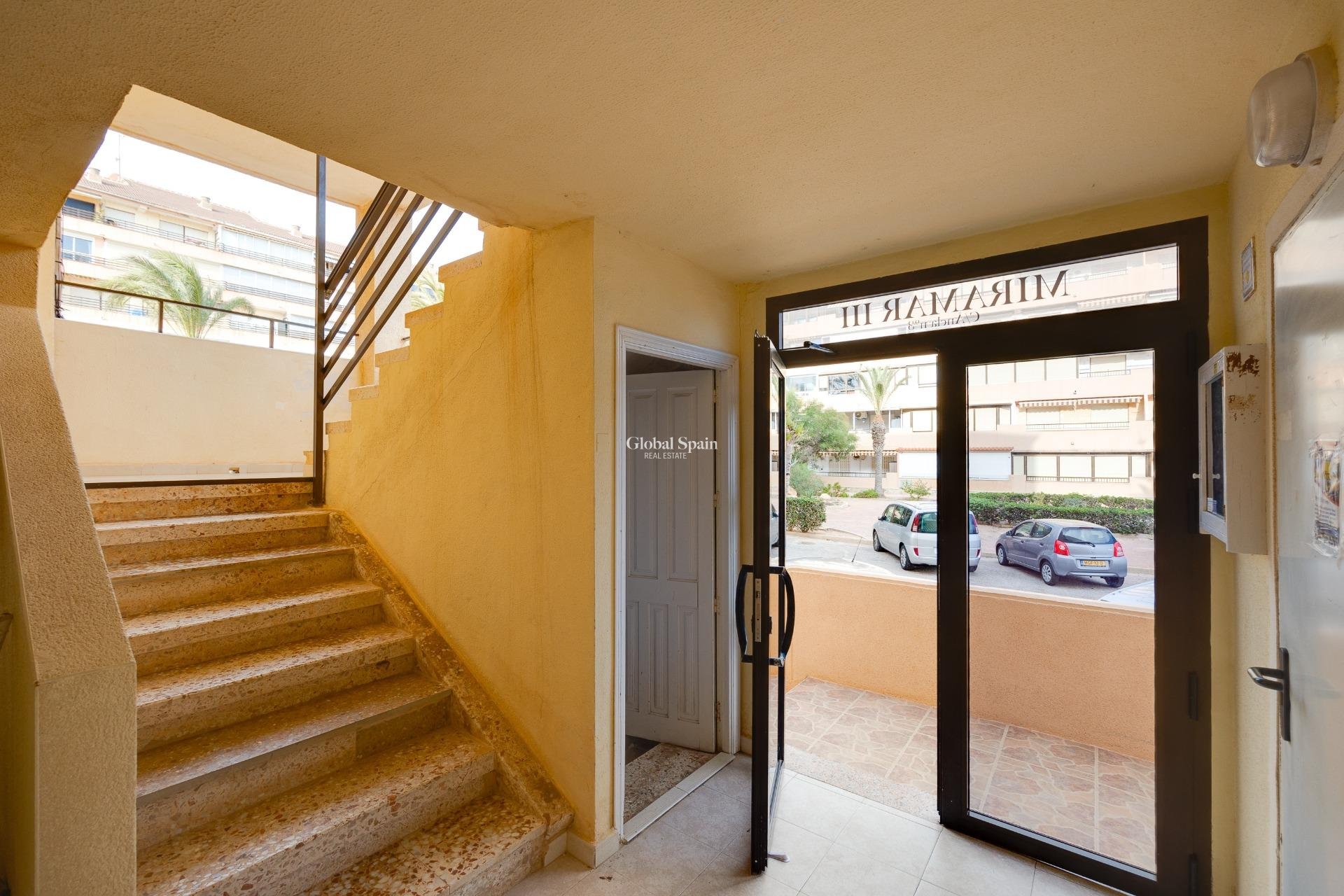 Wederverkoop - APPARTEMENT -
TORREVIEJA - Cabo Cervera