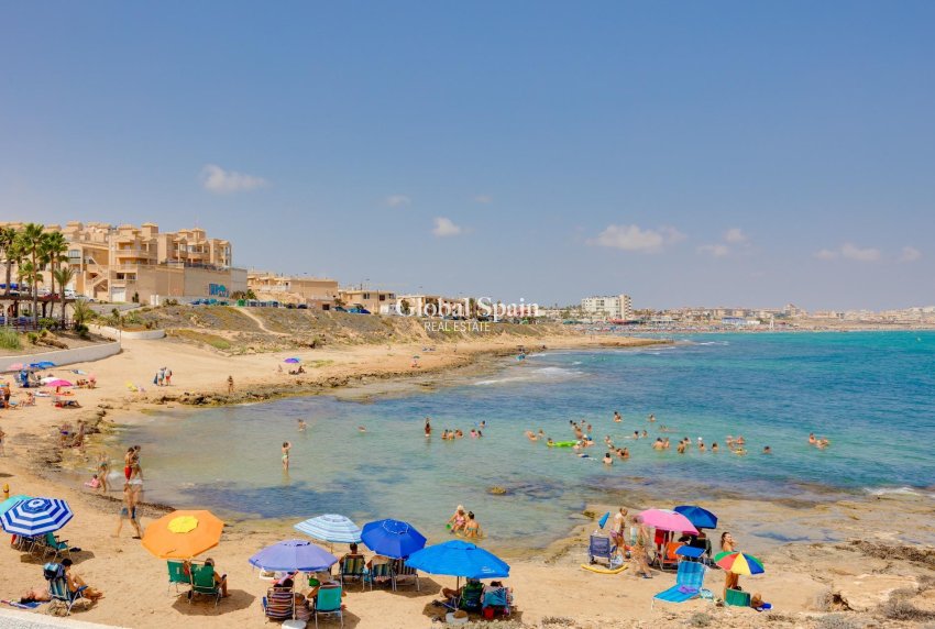 Wederverkoop - APPARTEMENT -
TORREVIEJA - Cabo Cervera
