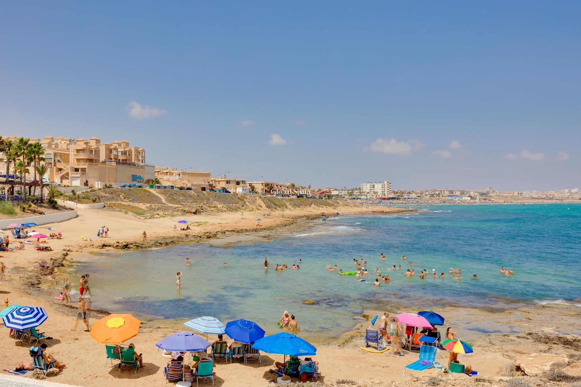 Wederverkoop - APPARTEMENT -
TORREVIEJA - Cabo Cervera