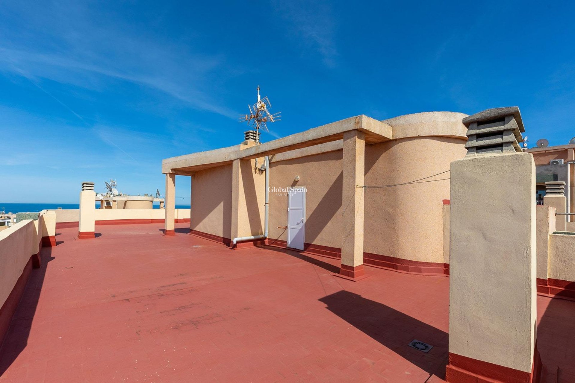 Wederverkoop - APPARTEMENT -
TORREVIEJA - Cabo Cervera