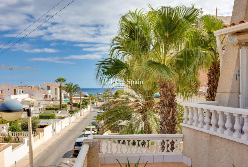 Wederverkoop - APPARTEMENT -
TORREVIEJA - Cabo Cervera